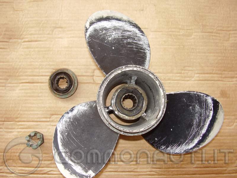 Come scegliere elica fuoribordo