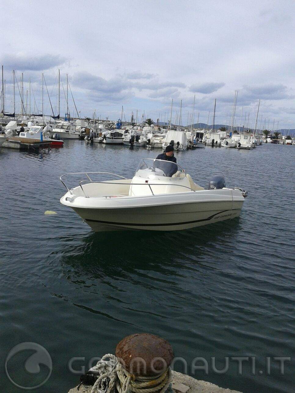 Barca Jeanneau Cap Camarat 555 style Yamaha F100  HP 4 tempi