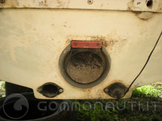 re: Novamarine 450: info su tappi di doppio fondo. re: Novamarine 450: info su tappi di doppio fondo.