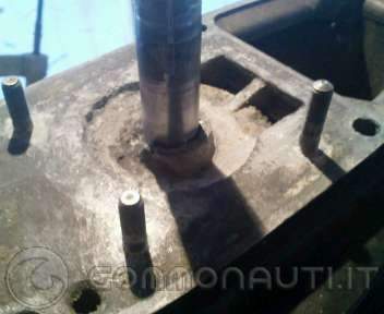 re: Sostituzione girante johnson 40cv 4 tempi del 2004 - tutorial