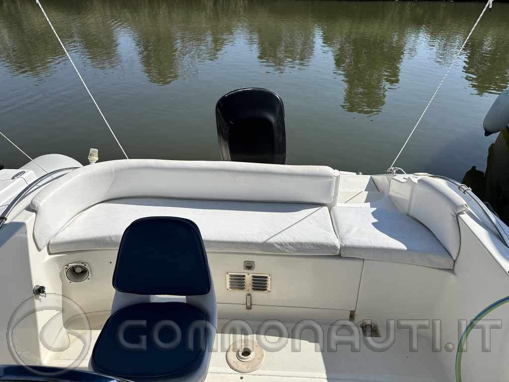 Vendo Kamarina 630 Sport Cabin+Mercury Optimax 150