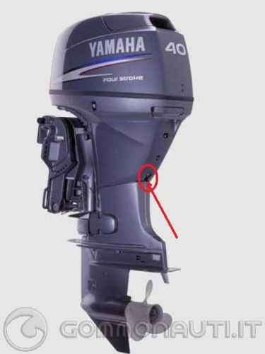 Yamaha 40/60 esce acqua dal piede