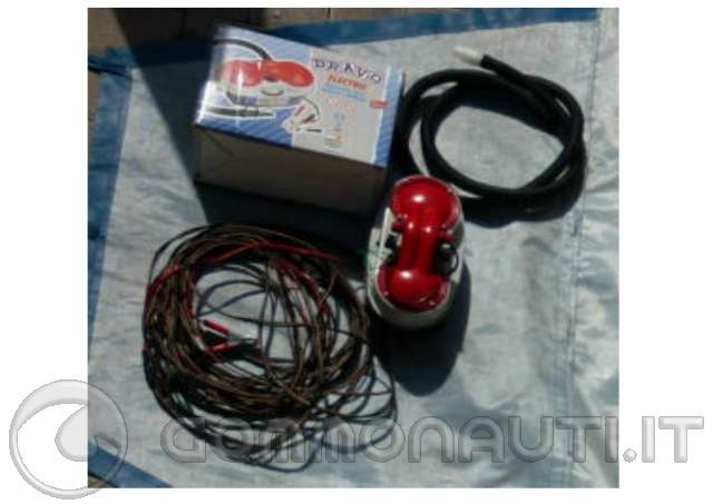 Pompa Di Gonfiaggio Manuale Per Gommoni E Attrezzature Sportive - Pressione Max 14.5 PSI, Con 5 Ugelli E Tubo Da 120 Cm