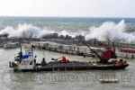 Porto a Diamante in costruzione distrutto dalla mareggiata
