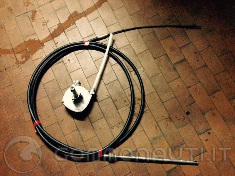 Vendo timoneria Ultraflex e monocavo M66