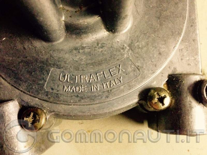 Vendo timoneria Ultraflex e monocavo M66