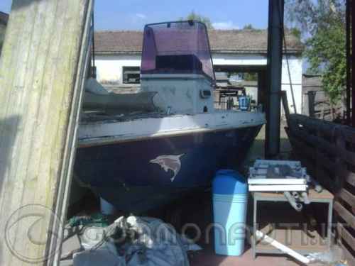 Vendesi scambio barca 6mt da restauro per....