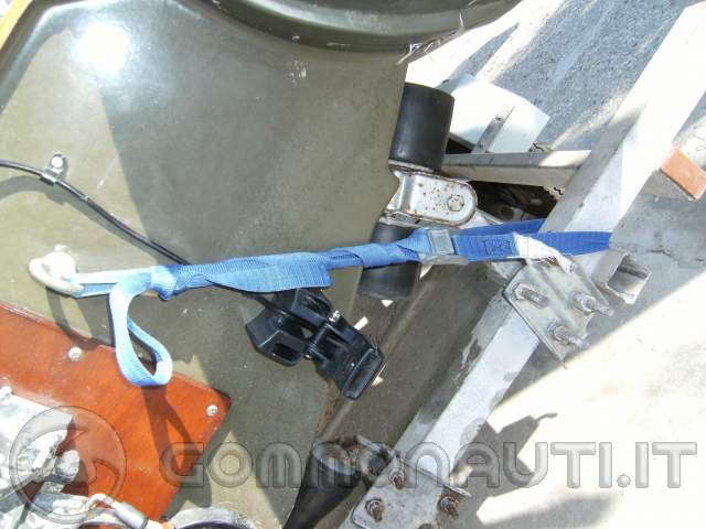 Vendo novamarine RH 430, con suzuki 25/30 e carrello (provincia di rovigo)