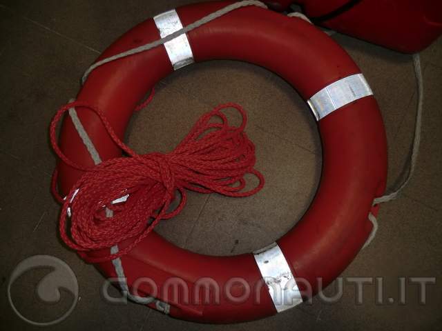 luci via ,salvagente anulare e serbatoio