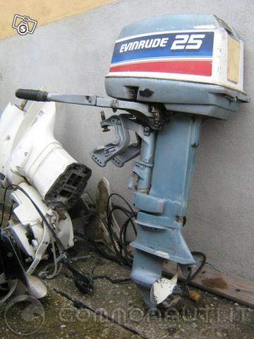 Differenza tra "Evinrude 521 XP" e "Evinrude 521"