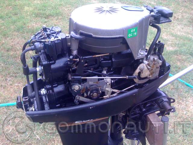 vendo novamarine2 army 40 (hypalon neoprene smontabile a paramezzale in legno)