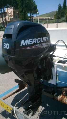 Vendo motore mercury 30 cv modello elpto piede lungo.