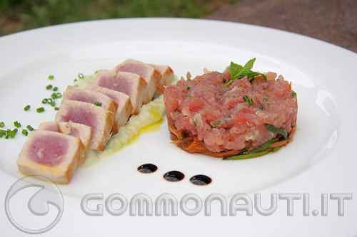 Ricetta Tataki di tonno su Parmentier di patate e cavolfiore, e la sua tartare