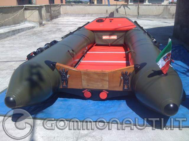 vendo novamarine2 army 40 (hypalon neoprene smontabile a paramezzale in legno) (VENDUTO)