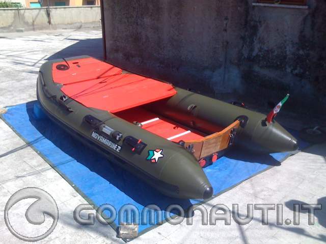 vendo novamarine2 army 40 (hypalon neoprene smontabile a paramezzale in legno) (VENDUTO)