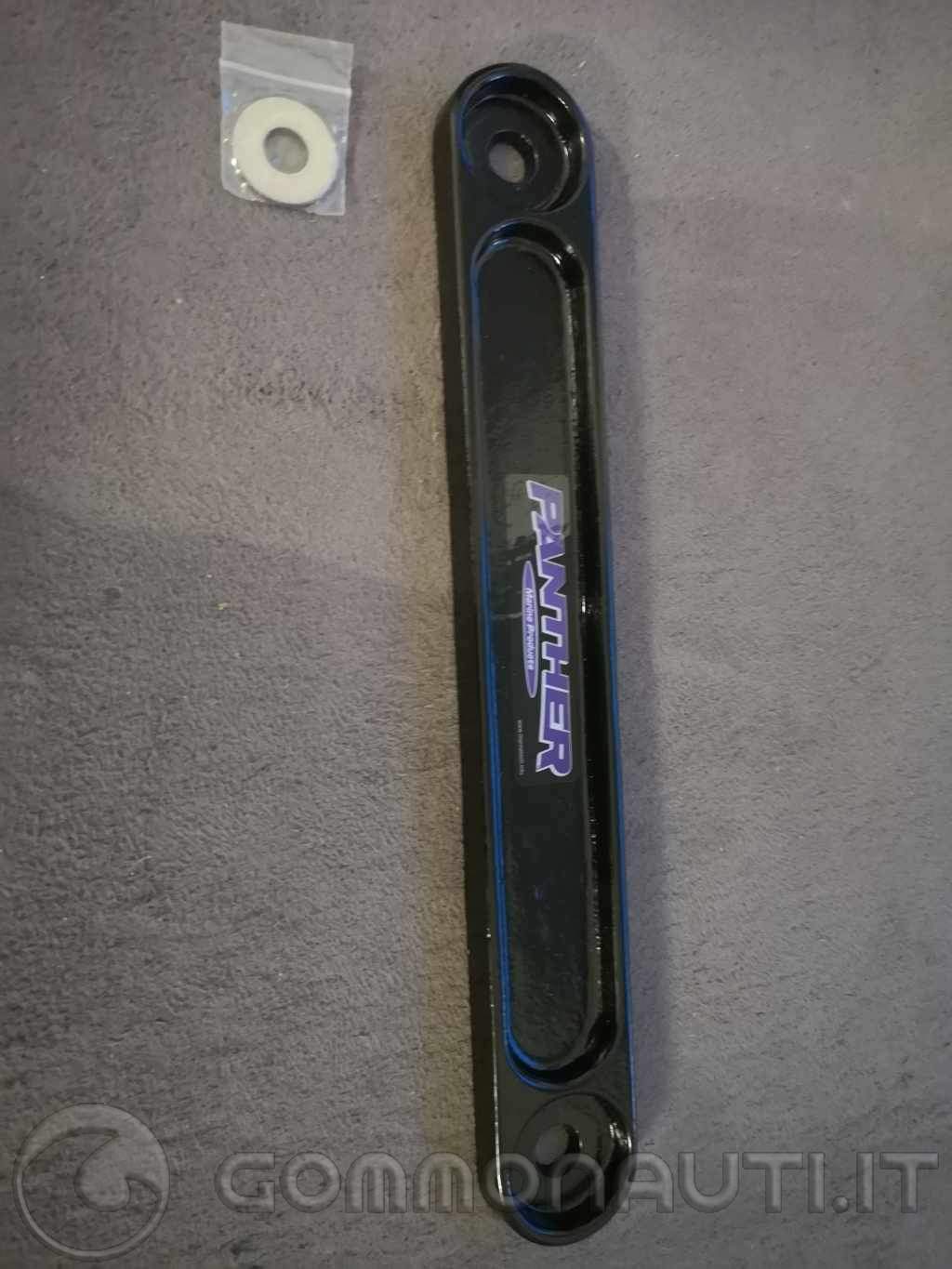 Bracket fisso anodizzato e piastra fuoribordo