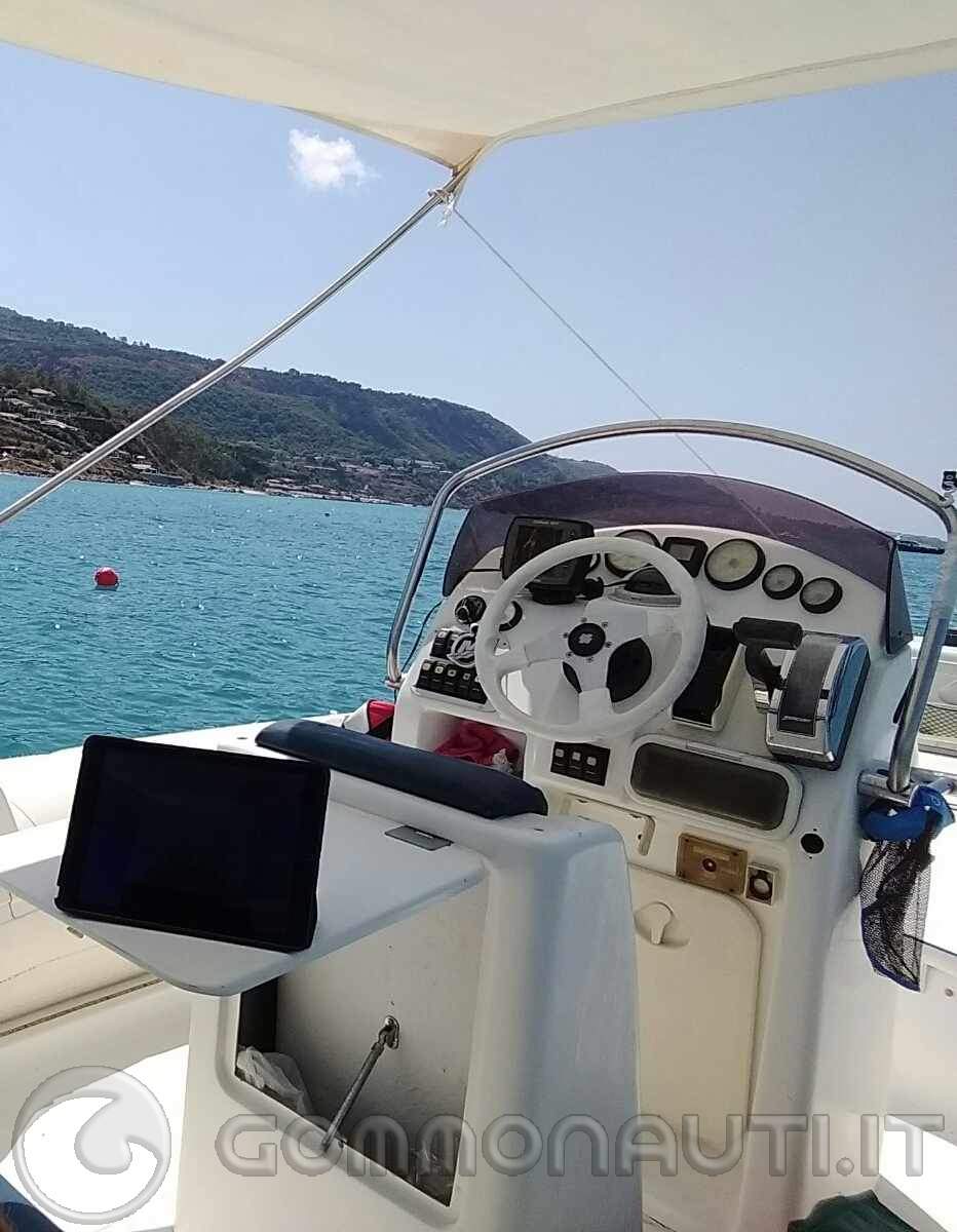 re: Messa a nuovo di gommone albatros 670 efb