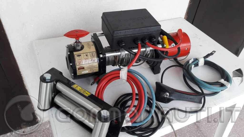 Gru per Pickup Elettrica Carico max. 499 kg, Gru a Piattaforma Pieghevole Montata su Camion con Verricello Elettrico, Gru a Bandiera in Acciaio per Pickup Girevole a 360° per Sollevamento | IT Gru per Pickup Elettrica Carico max. 499 kg, Gru a Piattaforma Pieghevole Montata su Camion con Verricello Elettrico, Gru a Bandiera in Acciaio per Pickup Girevole a 360° per Sollevamento | IT