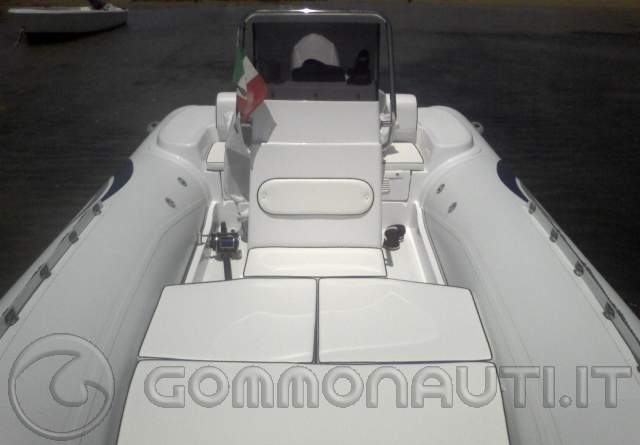 Italboats Predator 540 (2011) Evinrude e-tec 90cv (2008)
