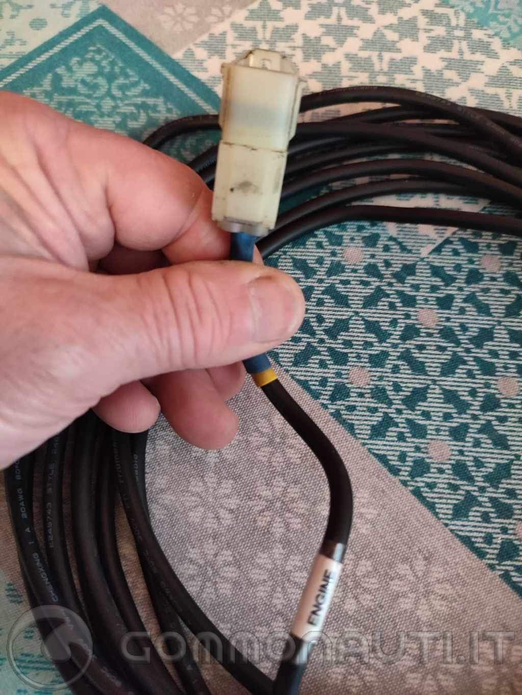 Vendo interfaccia Suzuki versione 3.5 +cavo