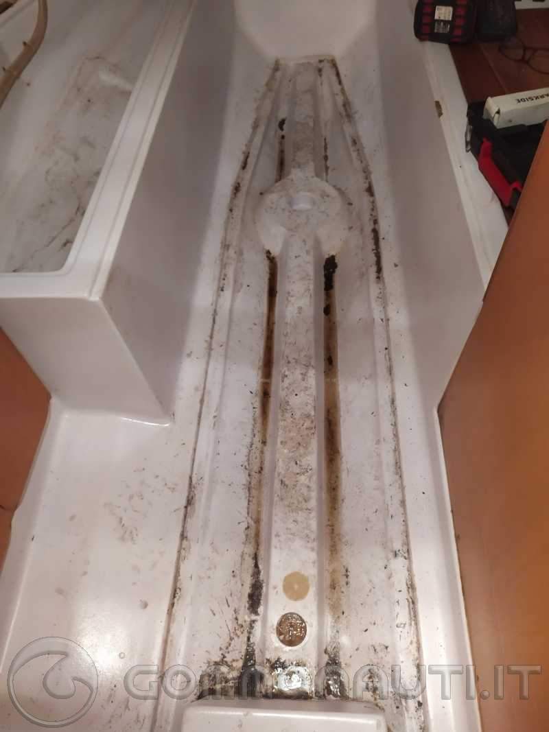 Kit Installazione Pompa Sentina 750 GPH - Tubo Flessibile Per Yacht E