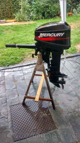 Vendesi Mercury 8cv 2T gambo corto - 2004
