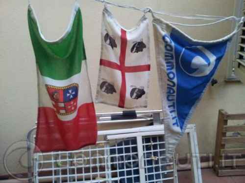 Ritrovate bandiere sul fondo a largo di baccu mandara (Cagliari) sicuramente un gommonauta