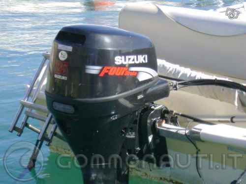 Suzuki 25 cv 4 t 2007
