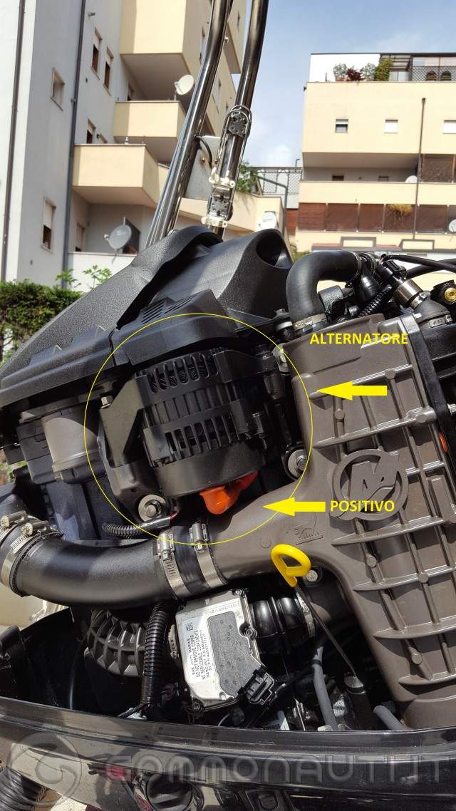 Come montare un ripartitore di carica su motore Mercury Verado e similari