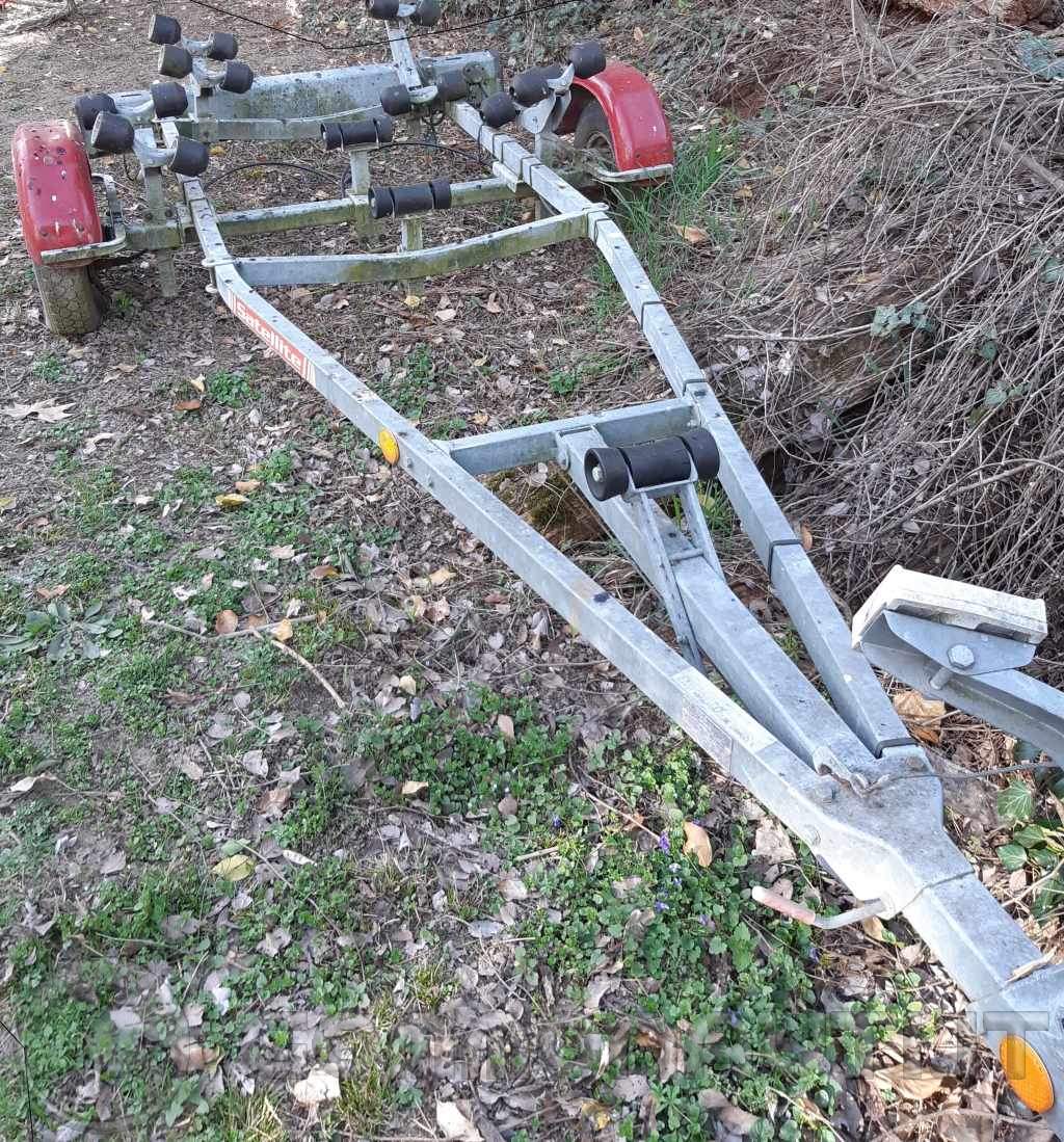 Rulli Gommoni 127mm Rulli Gomma Per Barca AB Tools - 127mm, Foro 16mm, Piatto Chiglia, 4 Pezzi Supporto Scafo Gomma - Foto 2