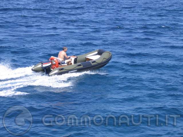 re: Cerco gommone Novamarine max 430 [ALGHERO]