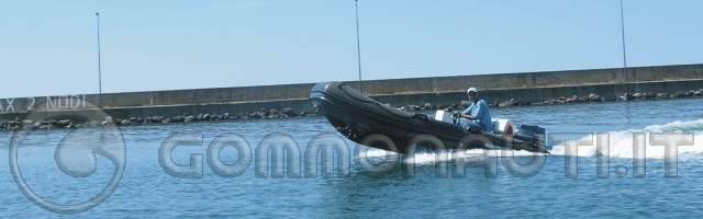re: Cerco gommone Novamarine max 430 [ALGHERO]