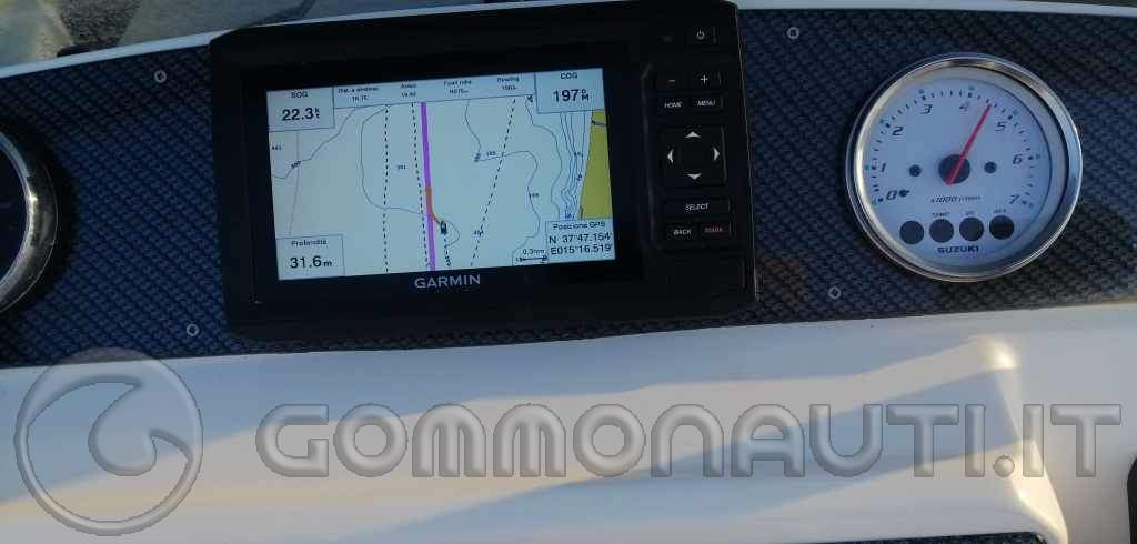 Orizzonti Syros 190 e Suzuki DF 100B: Personalizzazioni e report navigazione