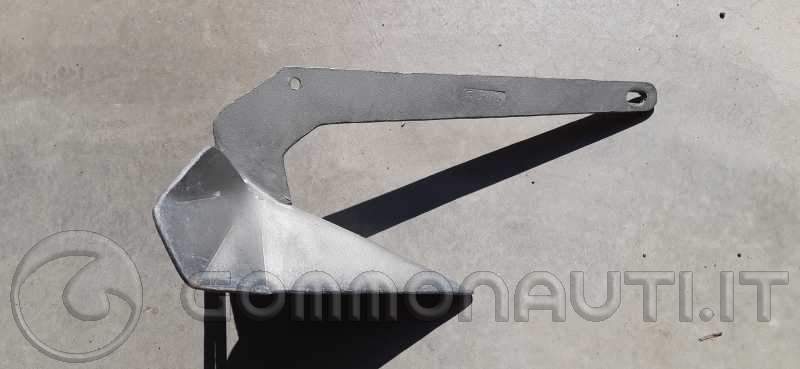 Vendo Ancora tipo Delta in acciaio zincato - 5 Kg.