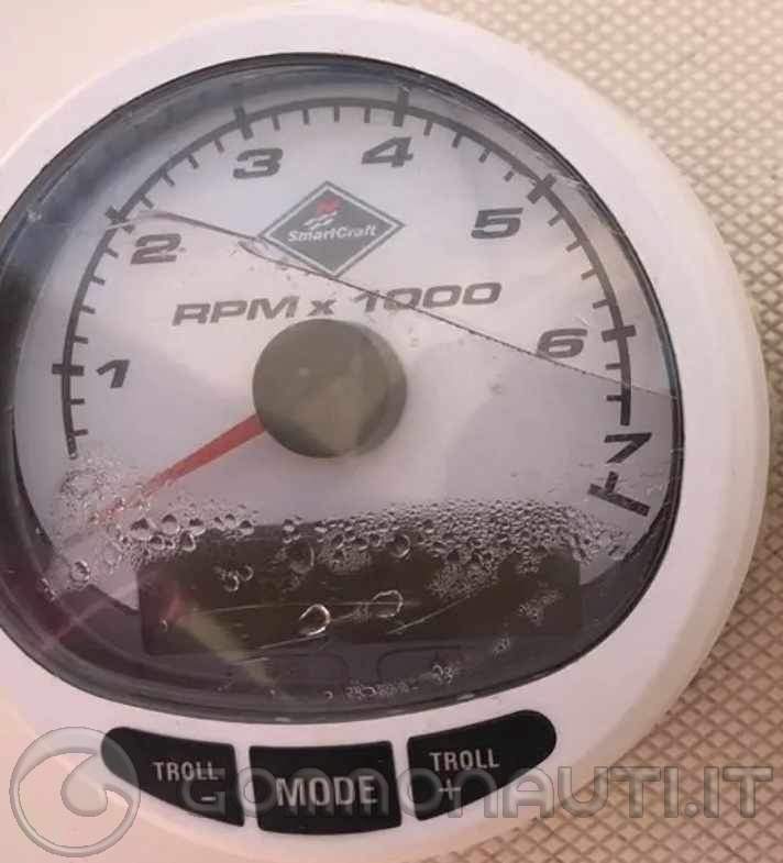 Sostituzione lente e display lcd strumenti Mercury smartcraft SC1000