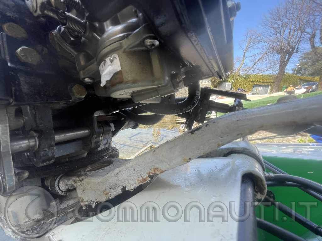 re: Johnson 737 - si avvia solo mettendo benzina nelle candele