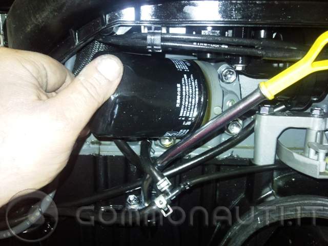 Manutenzione e tagliando Suzuki 175 HP