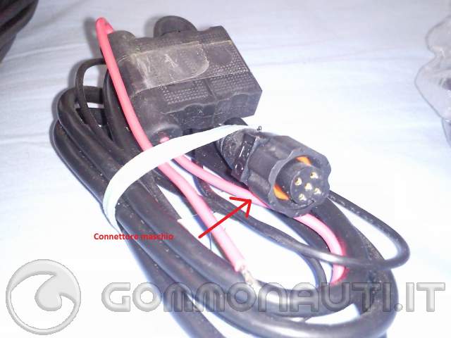 [Lowrance LMF-200 con EP-60R] Collegamento rete NMEA 2000
