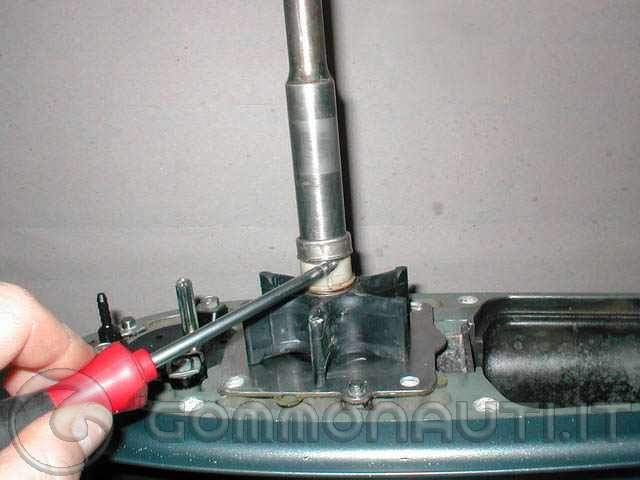 Sostituzione girante Yamaha 115 AET 4 tempi