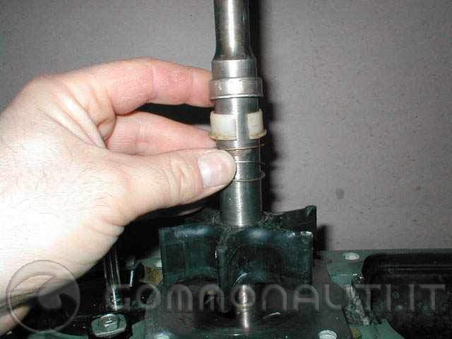 Sostituzione girante Yamaha 115 AET 4 tempi